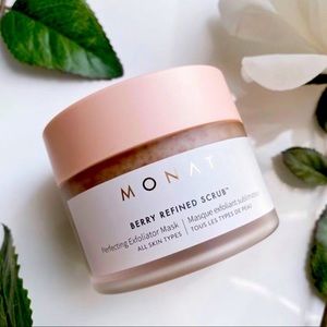 Monat Berry refined scrub natural vegan face wash mask